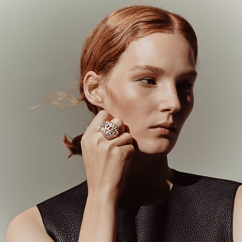 【HERMES】存在感が際立つ Chaine d'ancre Multichainesリング Hermès 2023 18K Chaine d'Ancre Multichaines Ring - 18K Rose